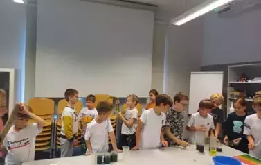 Odkrywcy i podr&oacute;żnicy z klas 3 i 4 poznają tajemnice Morza Bałtyckiego (11)