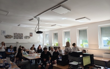 &Oacute;smoklasiści wybierają szkołę 2