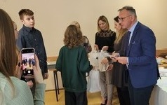 Drugie miejsce w powiatowym konkursie języka angielskiego (7)
