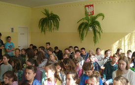 KONSTYTUCJA  (3)