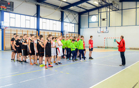 MISTRZOSTWA POWIATU W MINIPIŁCE KOSZYKOWEJ CHŁOPC&Oacute;W (3)