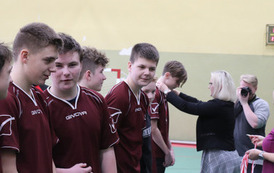 II miejsce naszej drużyny piłkarzy ręcznych w powiecie (8)