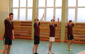 II miejsce naszej drużyny piłkarzy ręcznych w powiecie (7)