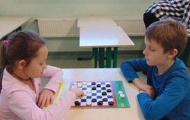 Wyłoniliśmy Szkolnych Mistrz&oacute;w Warcab&oacute;w15