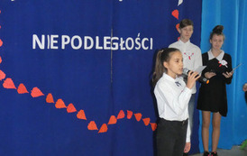 Wierszem i pieśnią. (8)