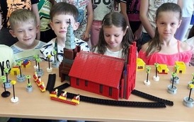 Zbudowaliśmy kmieciński kości&oacute;ł z klock&oacute;w Lego (2)