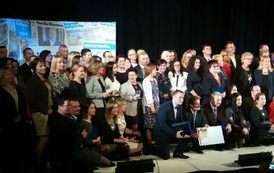Pani Ewelina Kujawska wyr&oacute;żniona w plebiscycie Nauczyciel na Medal! (3)