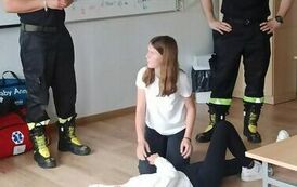 Lekcje bezpieczeństwa ze strażakami i policjantami (9)
