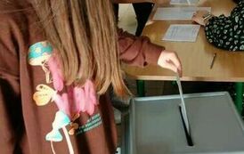 głosowanie na imię szkoły (2)