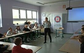 Wolni od nałog&oacute;w (7)