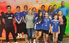 tenis stołowy dziewczynki 1