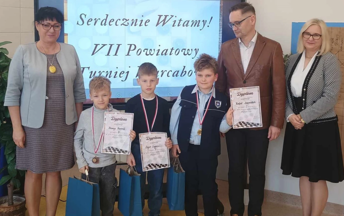 Zdjęcie do Mistrzowie Warcab&oacute;w
